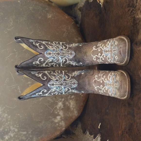 CORRAL A2932 embroidered distressed leather sequin cross cowgirl western boots 6 - Picture 9 of 16